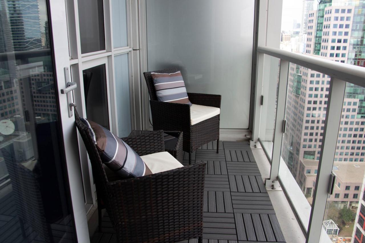 Downtown High-Rise Condo- Cn Tower View Toronto Extérieur photo