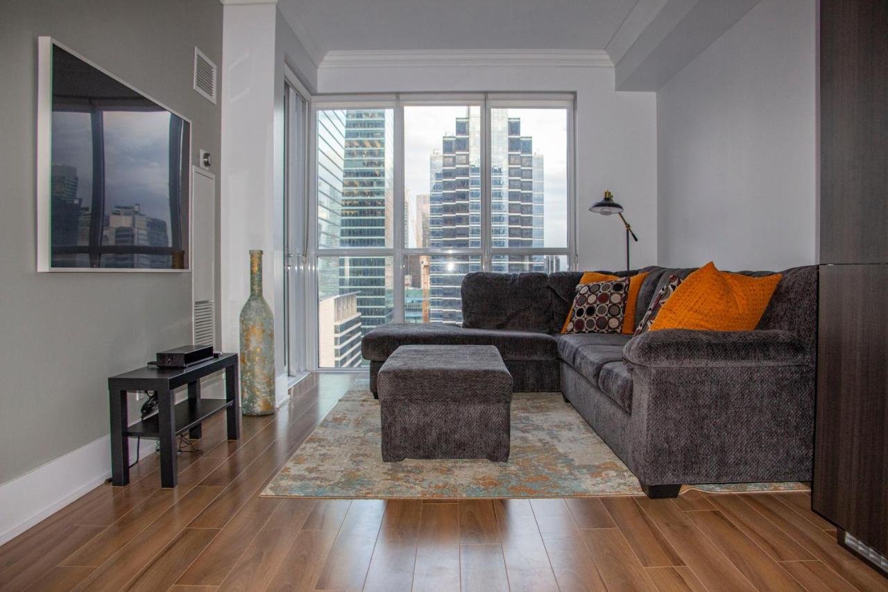 Downtown High-Rise Condo- Cn Tower View Toronto Extérieur photo